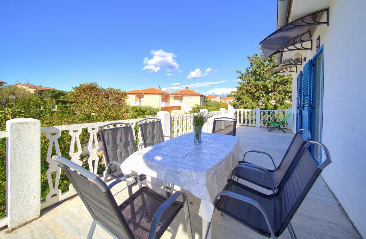 Apartment Drazana Krk Island Eksteriør billede