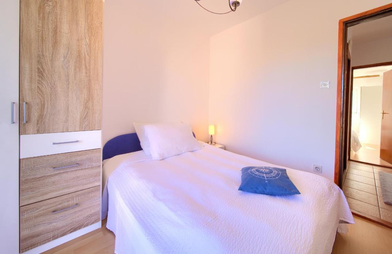 Apartment Drazana Krk Island Eksteriør billede