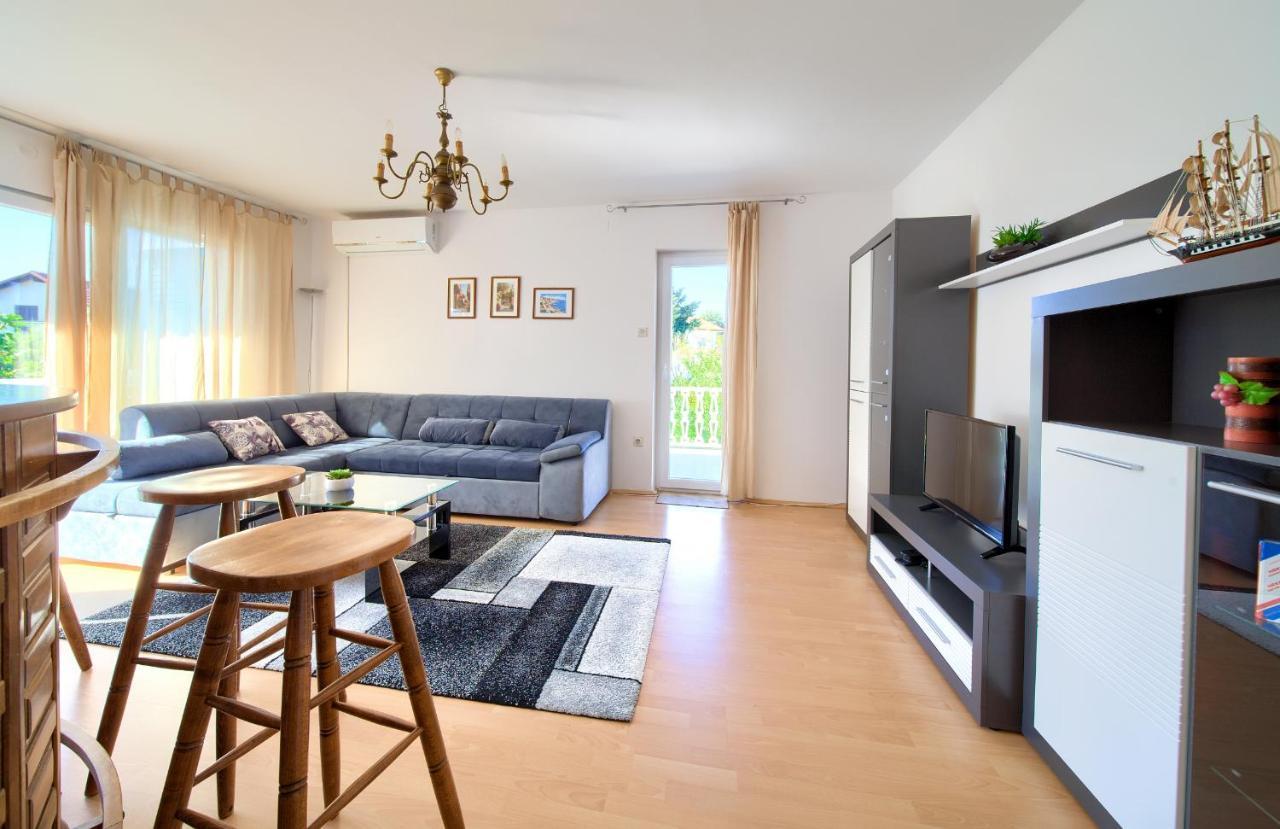 Apartment Drazana Krk Island Eksteriør billede