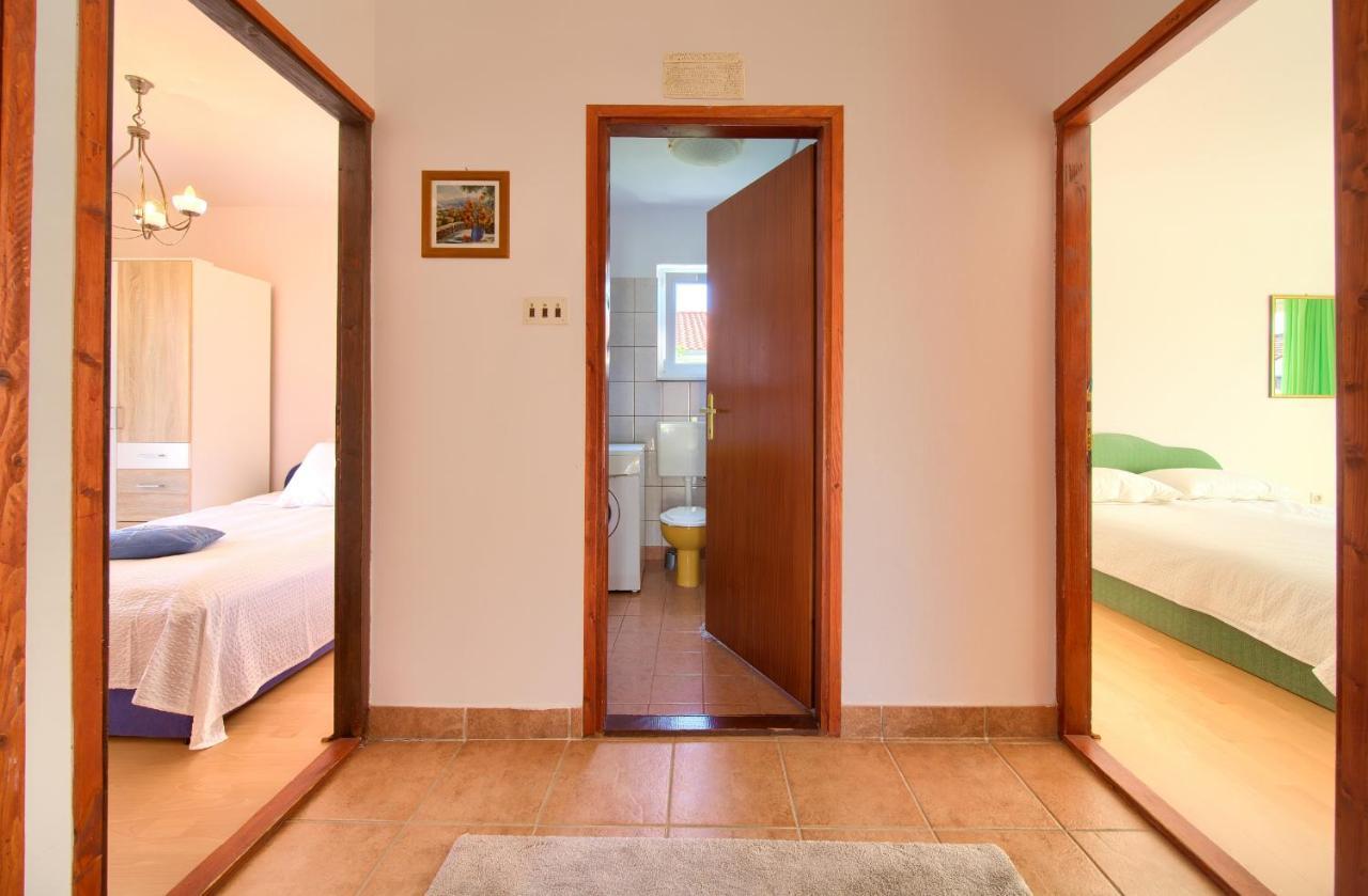 Apartment Drazana Krk Island Eksteriør billede